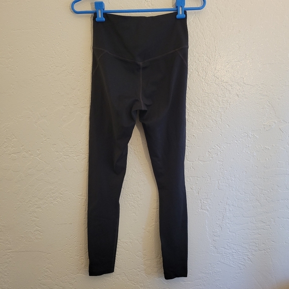 Girlfriend Collective High Rise Legging Size Small - Picture 2 of 5